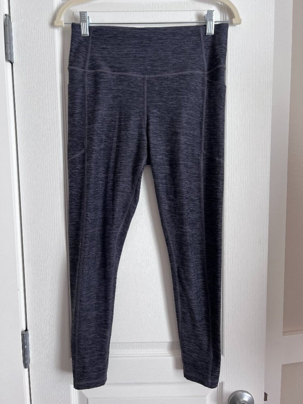 Victoria's Secret Essential High-Rise Pocket Leggings Charcoal Gray - Size 10 - Picture 1 of 7